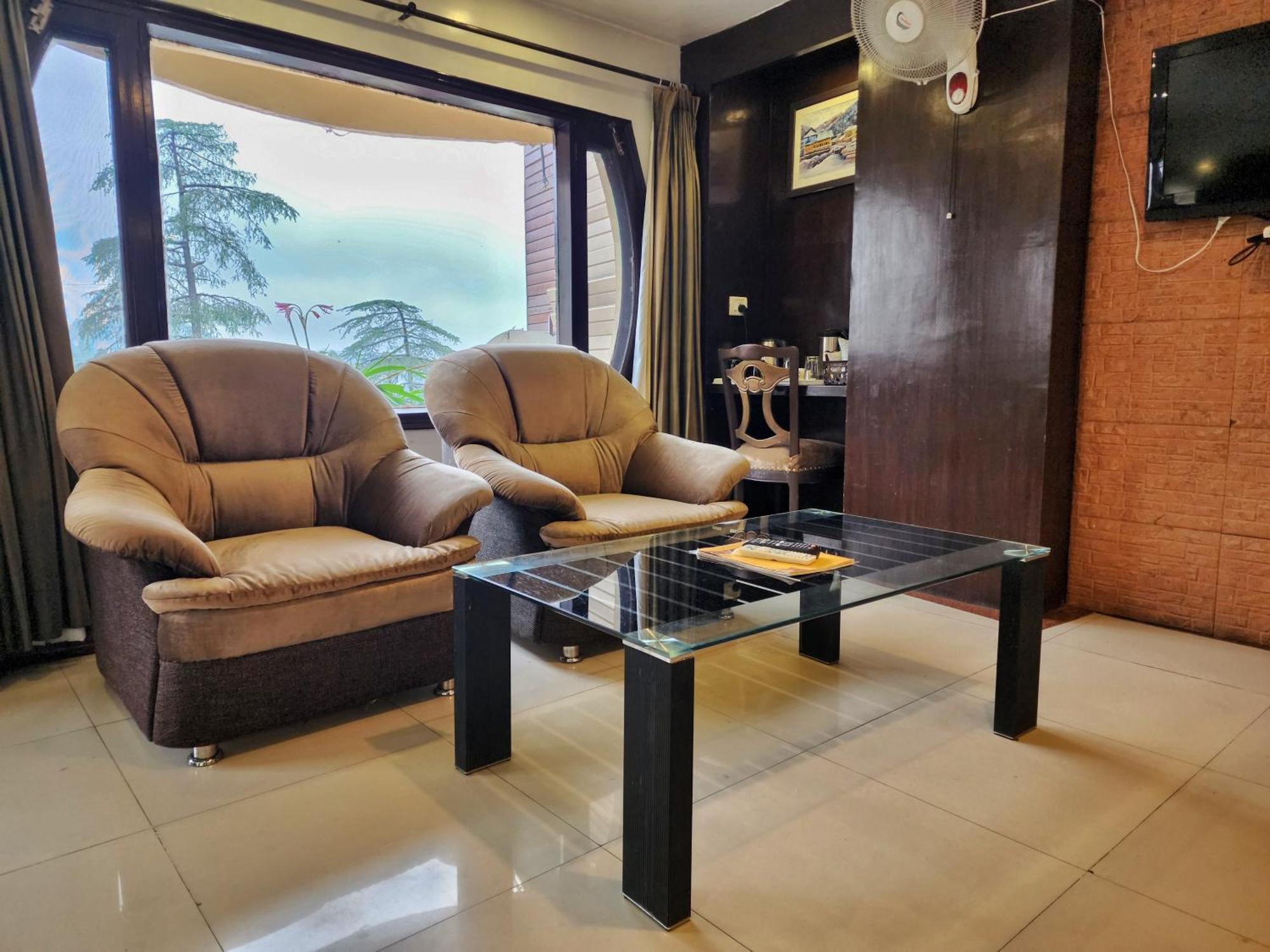 Hotel Surya Simlá Kültér fotó